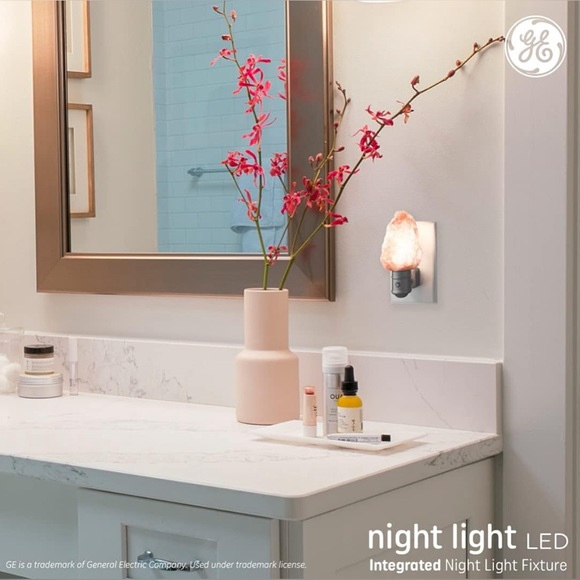 GE | Himalayan Salt Night Light 9-Color (1-Pack) - Picture 9 of 10